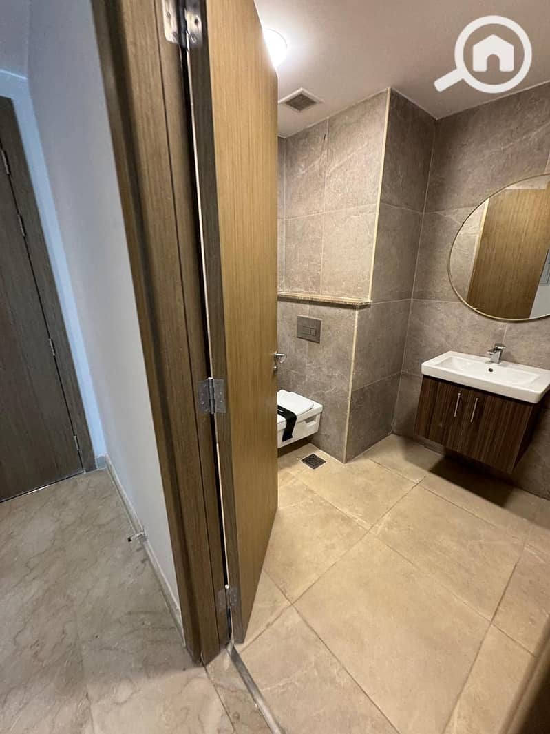 11 WhatsApp Image 2025-11-17 at 18.56. 35_ecc190f2. jpg