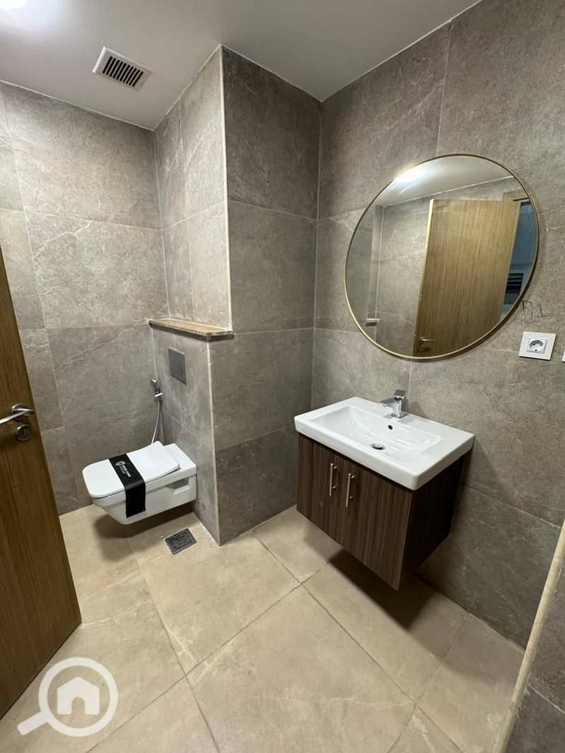 12 WhatsApp Image 2025-11-17 at 18.56. 33_fd92b0a6. jpg