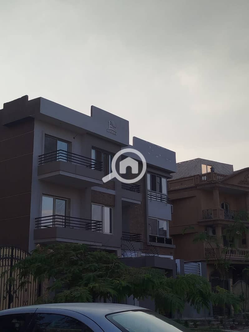 8 c16853c7-388d-4223-a6e6-bdc8f1883440. jpg