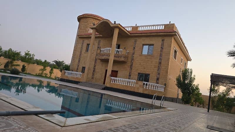 فيلا للبيع بالريف الاروبى حدائق امستردام