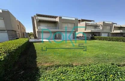 4 8135362-bd861o. jpg