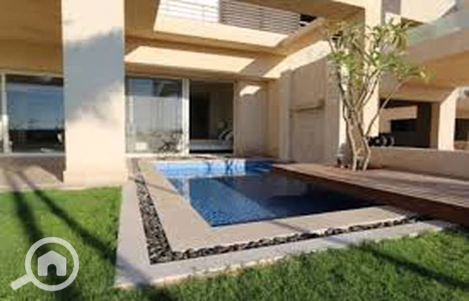 4 38bb2813-161f-48a3-91f2-d1ecd06c865c. jpg