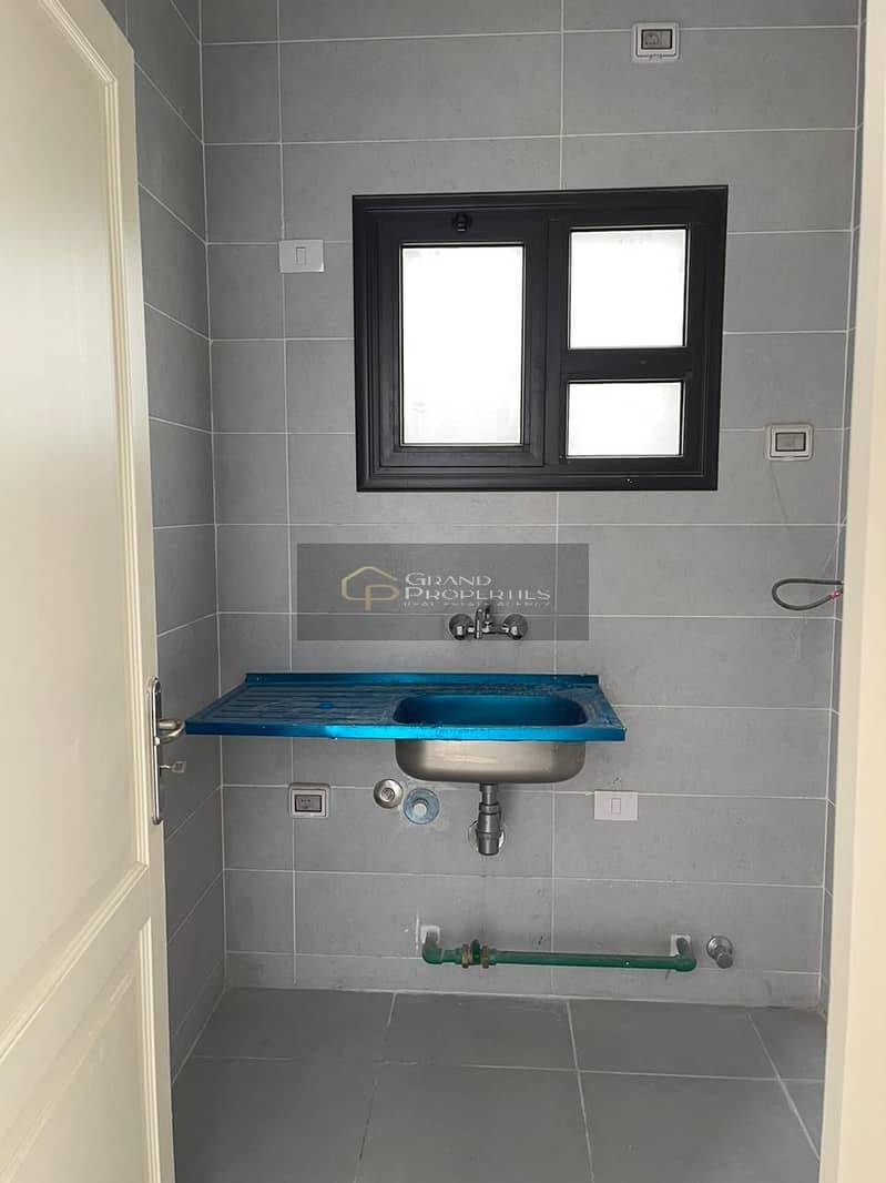 6 WhatsApp Image 2024-06-18 at 7.40. 11 PM (4). jpeg