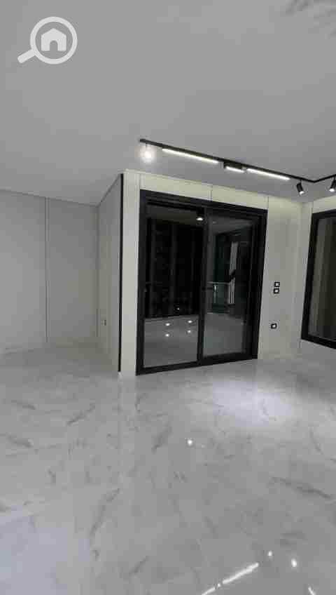 13 VideoCapture_20251120-181058. jpg