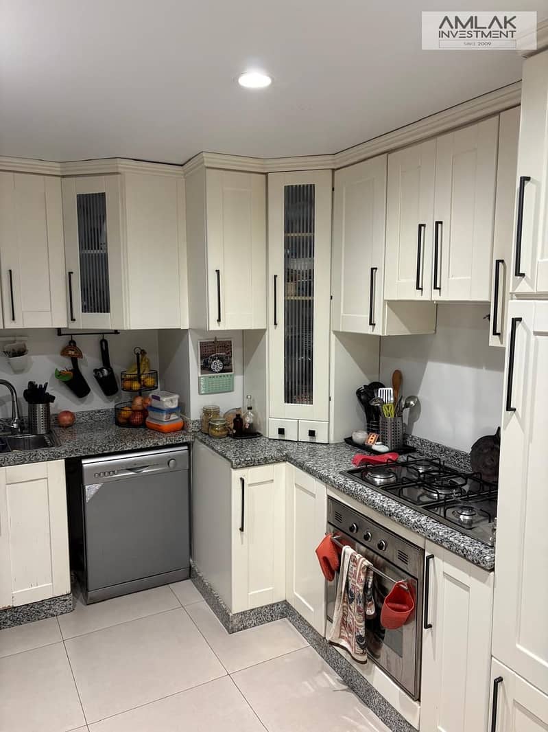 9 34949922-55b7-4d77-ab00-37e5d9ae6765. jpeg