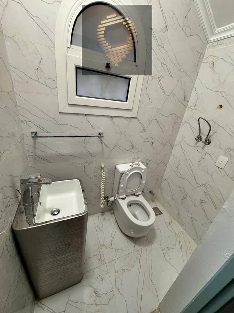 9 WhatsApp Image 2025-11-04 at 10.05. 32 AM. jpeg