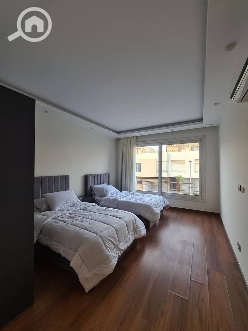 12 WhatsApp Image 2025-11-15 at 18.24. 23 (4). jpeg