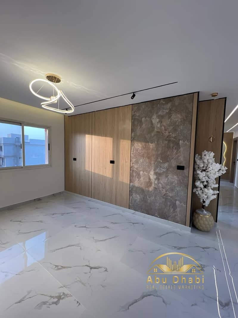 3 535767d0-b7f8-4165-aae7-8ff8b1115d2e. jpg