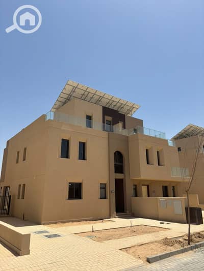 توين هاوس 3 غرف نوم للبيع في الشيخ زايد، الجيزة - 1512cb0e-b6d4-4e64-a1d2-0b6e9db71966. jpeg توين هاوس 3 غرف نوم للبيع في الشيخ زايد، الجيزة - 1512cb0e-b6d4-4e64-a1d2-0b6e9db71966. jpeg