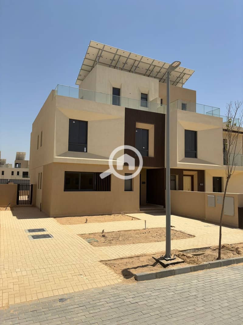 7 e612ee58-7f2e-49a5-b58b-187ab71269fb. jpeg