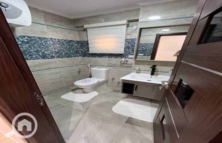 6 WhatsApp Image 2025-09-27 at 12.20. 22 PM (2). jpg