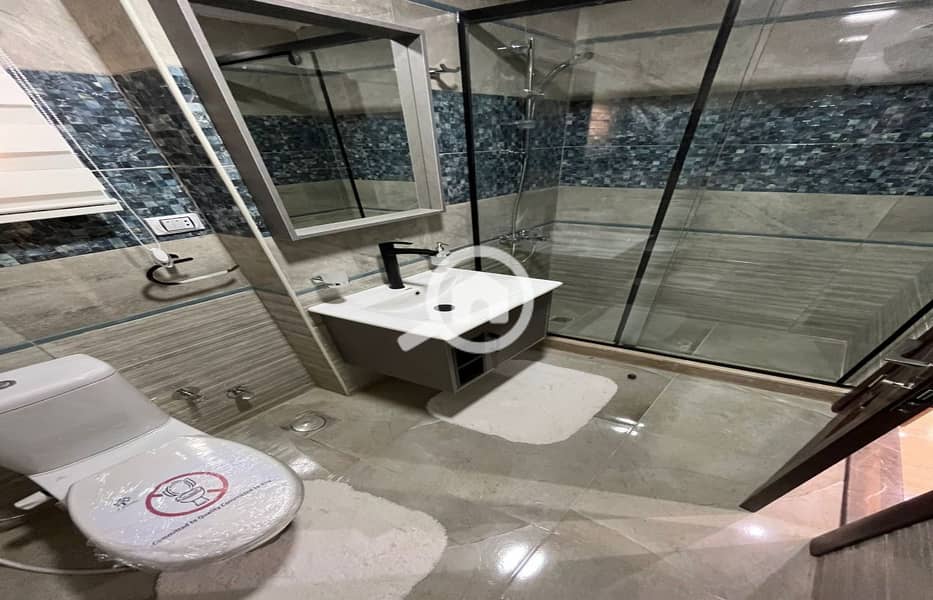 8 WhatsApp Image 2025-09-27 at 12.20. 23 PM (2). jpg