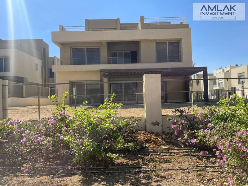 2 97d63a0b-785f-4a7f-a593-41e356d4dbf2. jpeg