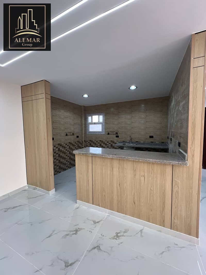 0d7fc12b-06de-4e33-9d94-efc8317060f1. jpg