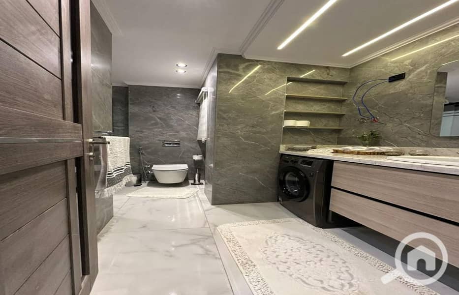 4 WhatsApp Image 2025-11-13 at 1.09. 25 PM (1). jpg