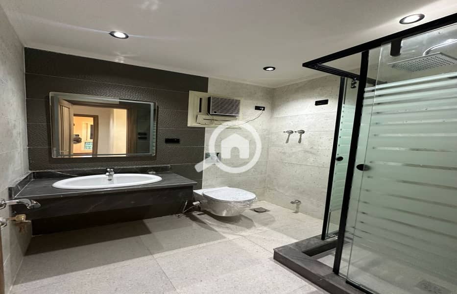 5 WhatsApp Image 2025-11-13 at 1.09. 54 PM (2). jpg