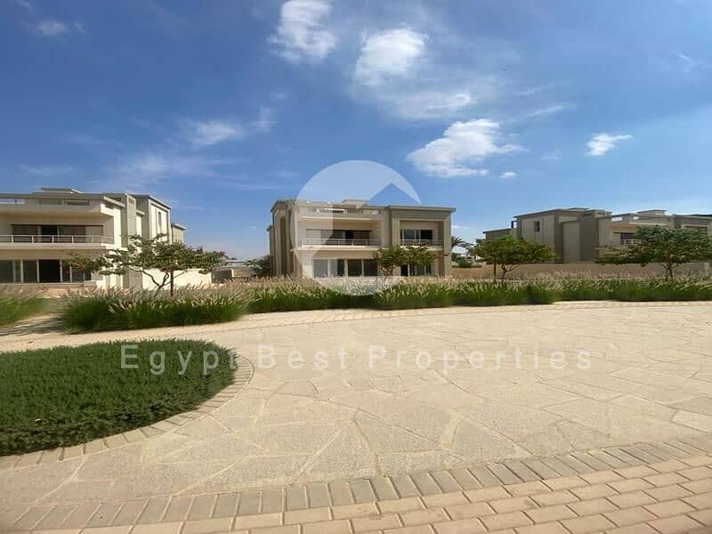 2 1fcefdcd-d211-4b23-8a0e-c70655edcdb9. jpg