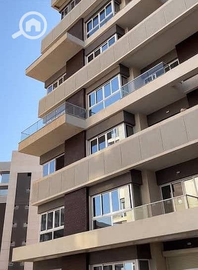 2 28334331-400x300. jpeg