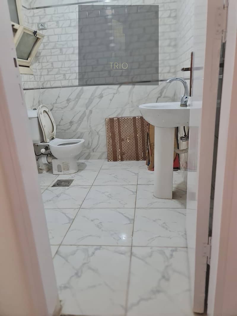 5 WhatsApp Image 2025-11-20 at 7.06. 50 PM (2). jpeg