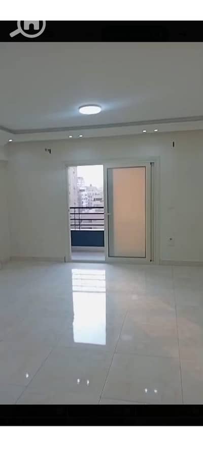 3 Bedroom Apartment for Rent in Nasr City, Cairo - صورة واتساب بتاريخ 1447-05-29 في 19.58. 36_ea0b0217. jpg