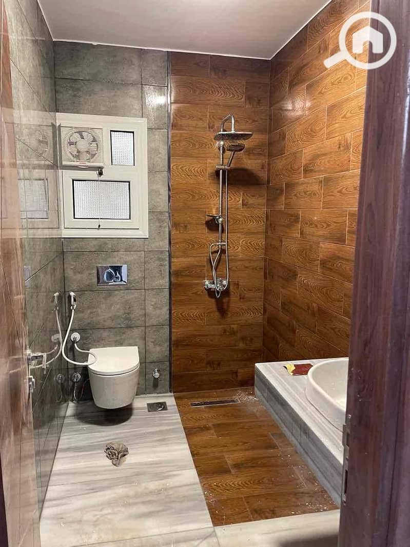 21 4b11b573-c4a8-4070-8d9f-5a29db2a4cbb. jpg