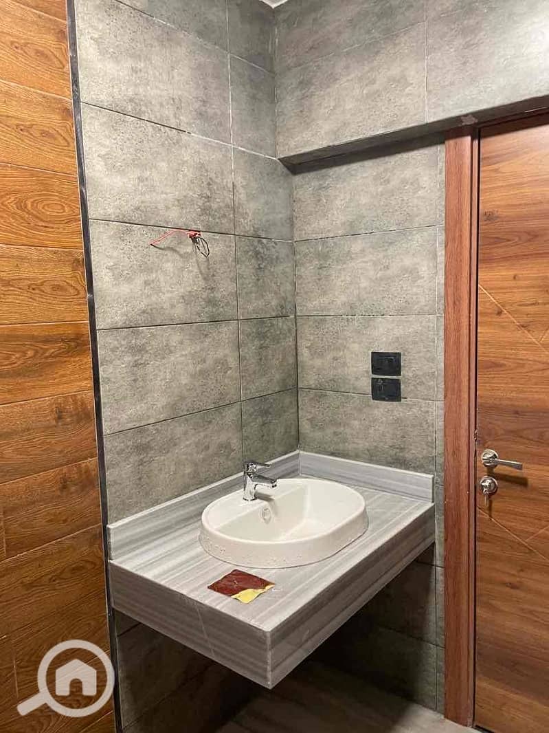 23 070b9e68-87c4-4fec-9ac4-6a64fe10a113. jpg