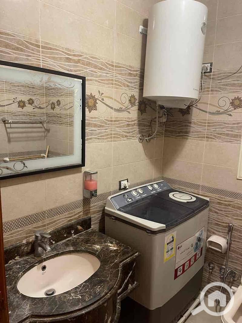 16 a86c40fe-1d54-47cd-ada0-ff101d42669e. jpg