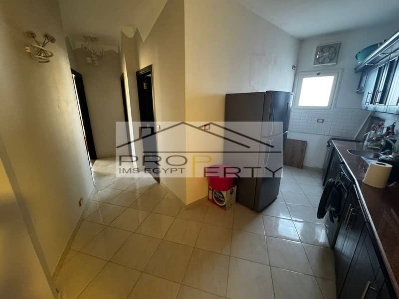 8 29d8860e-8b19-42a8-8d98-5fa5f3ed87a5. jpg