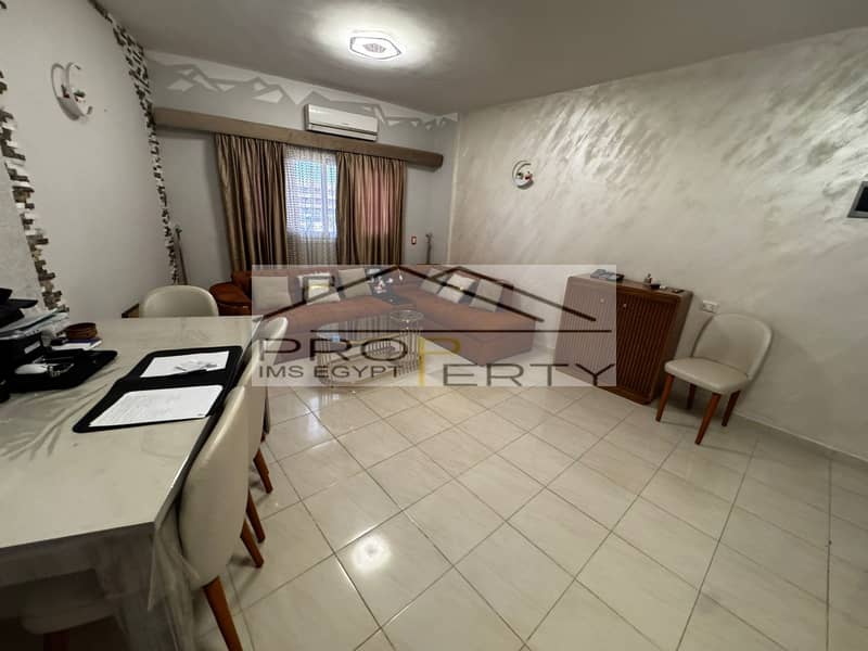 16 68773a77-8554-4fa1-bfde-b133d03d8d2c. jpg