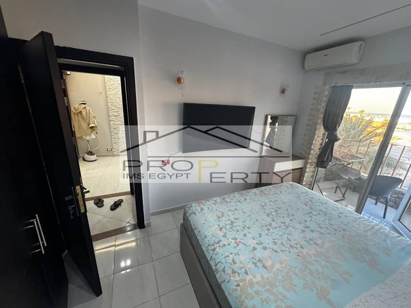 18 89089ce8-ffac-4777-bbf5-0db5cde1eaf4. jpg