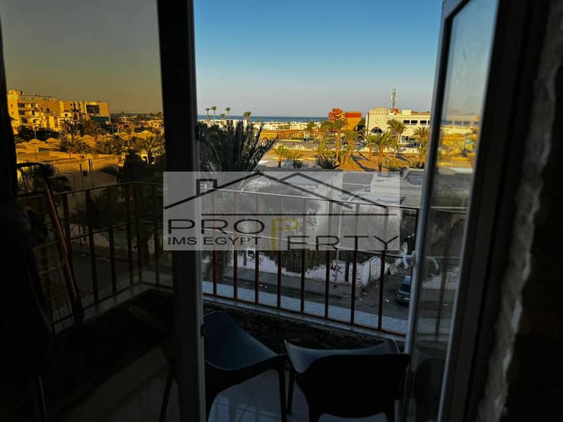 21 6171840f-c41d-4ac1-adb4-2ca8ff071661. jpg