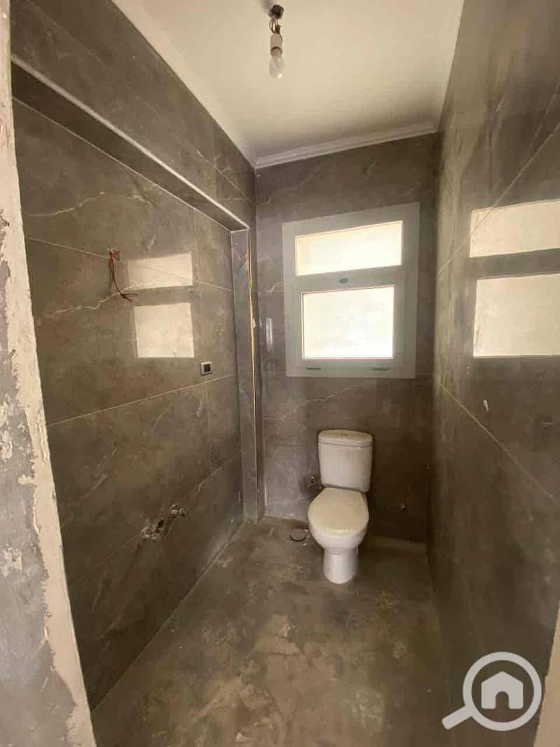 6 9fc47042-fa93-49d4-a393-4d4fe309c3c3. jpg