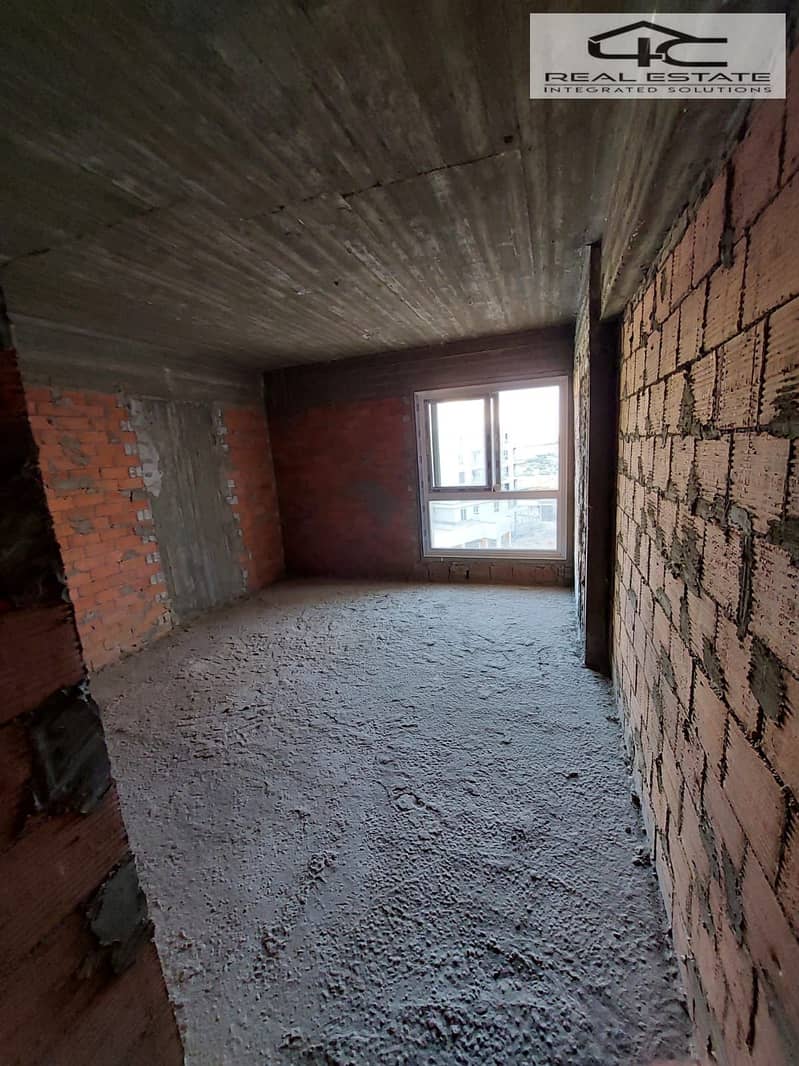 11 WhatsApp Image 2025-06-17 at 7.50. 12 PM. jpeg