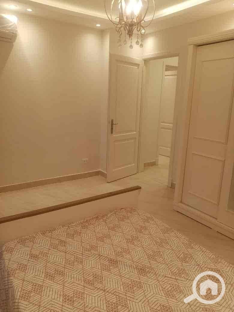 2 6a5d98b2-4737-4275-b081-43490fd9014e. jpg