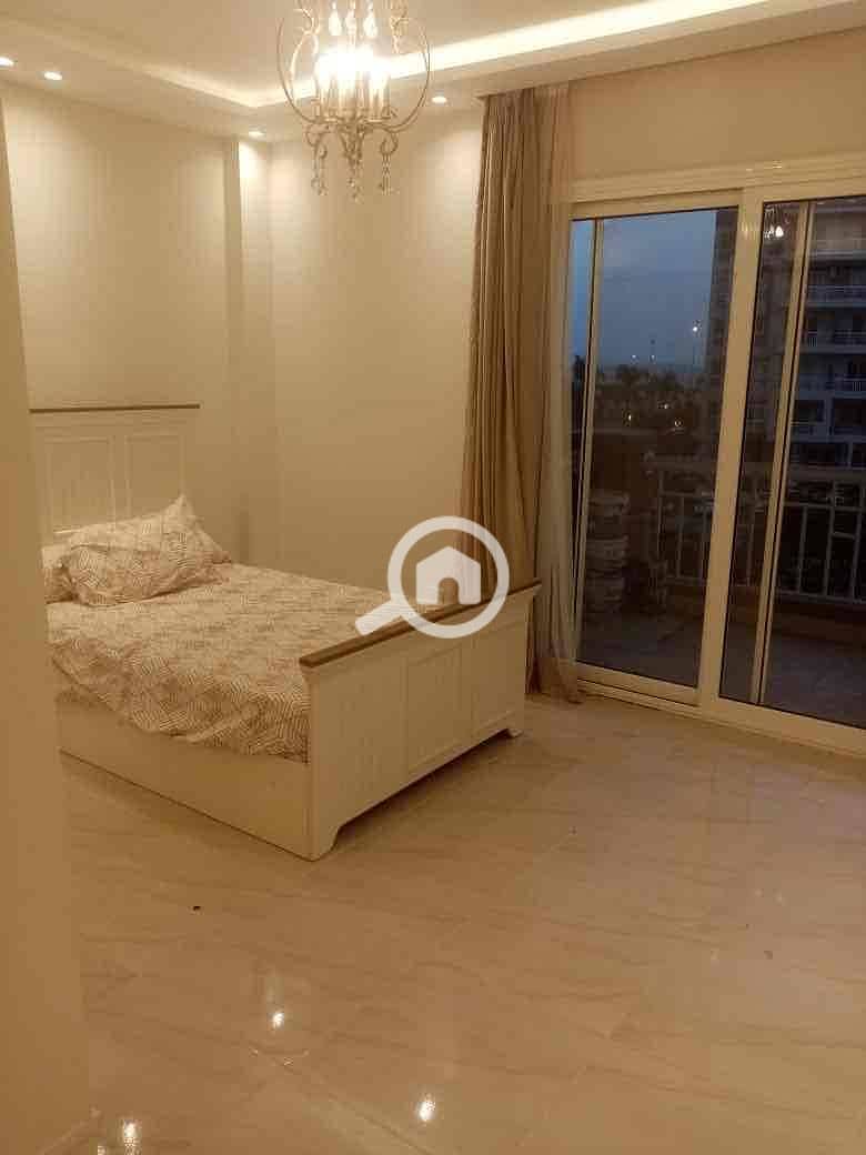 3 b26dd5e9-5d27-4d71-a6ea-0b2b2b9884f6. jpg