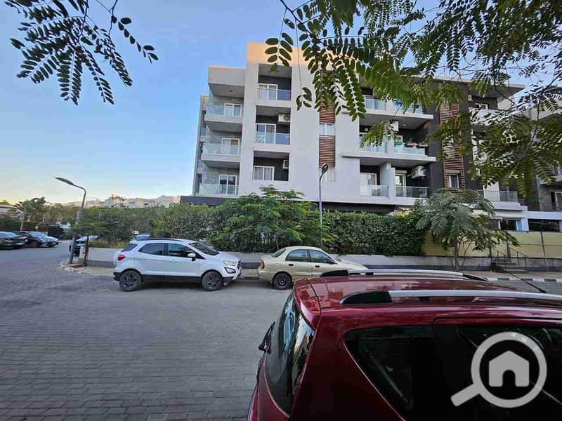 1000412934. jpg 1000412934. jpg