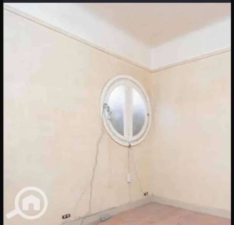 8 e1dd04fc-3357-42f0-8796-3f3758225900. jpg