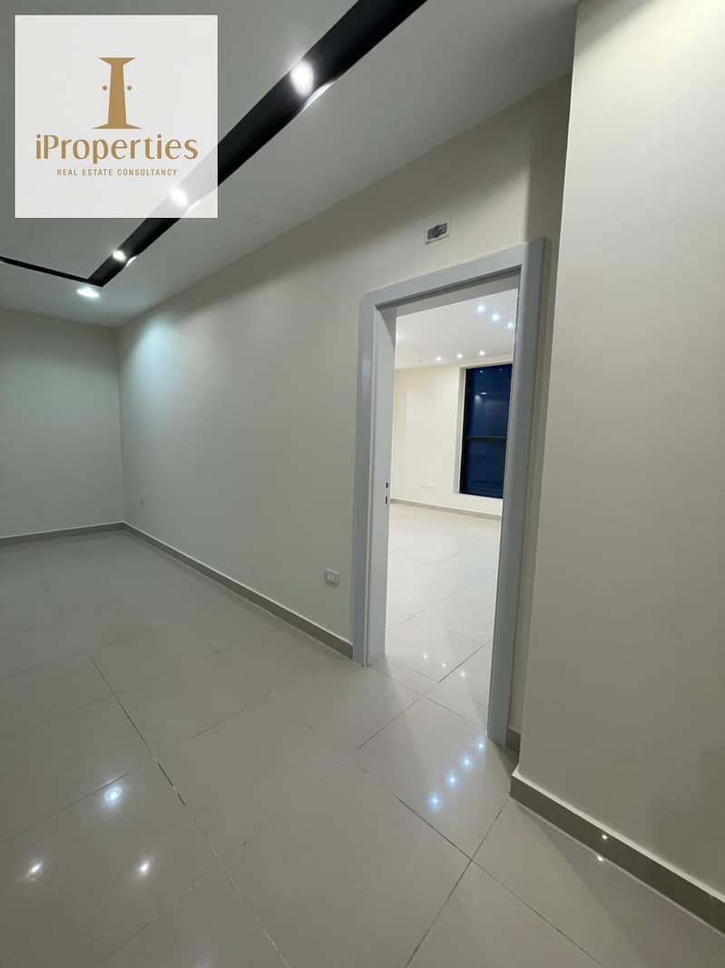 9 f68311a2-c23a-494b-82a7-2273b070b7aa. jpeg