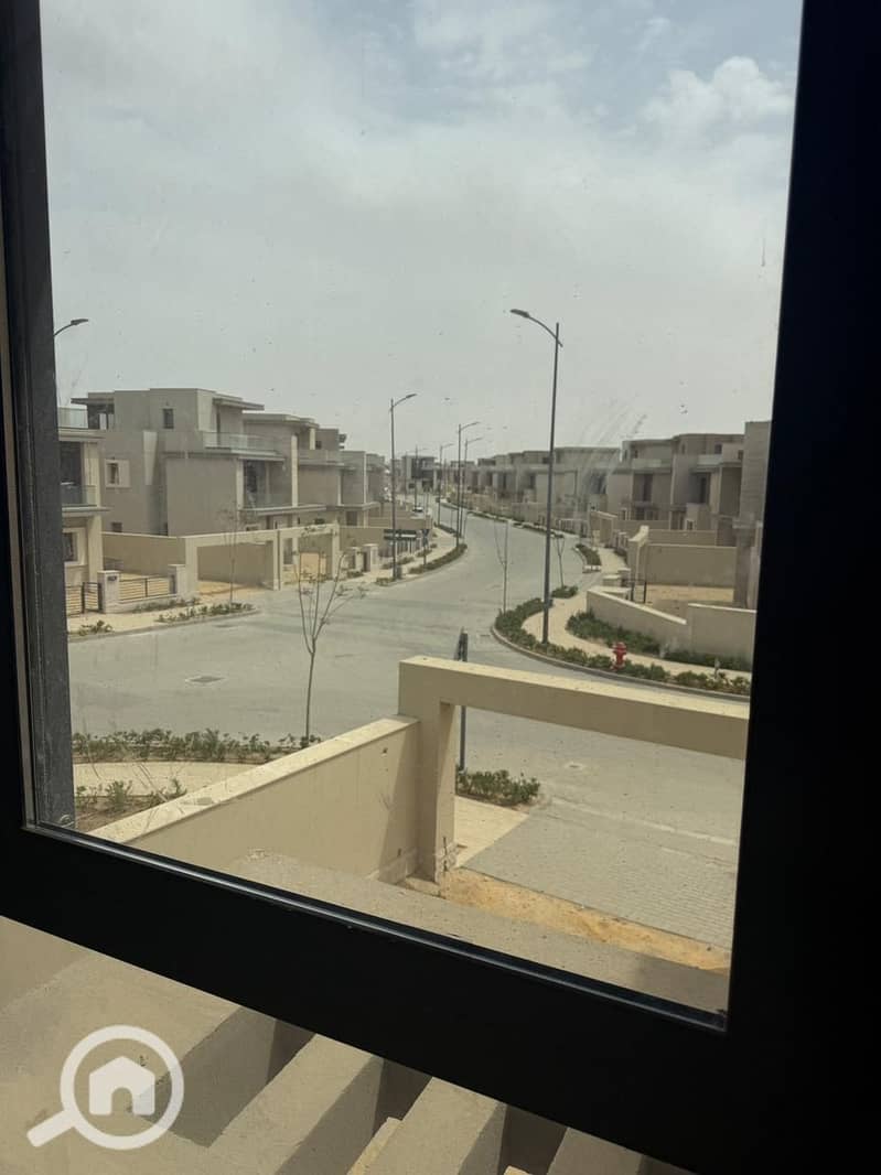 8 WhatsApp Image 2025-05-14 at 1.00. 32 PM. jpeg