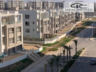 فلیٹ 3 غرف نوم للبيع في القاهرة الجديدة، القاهرة - IMG-20241113-WA0081. jpg