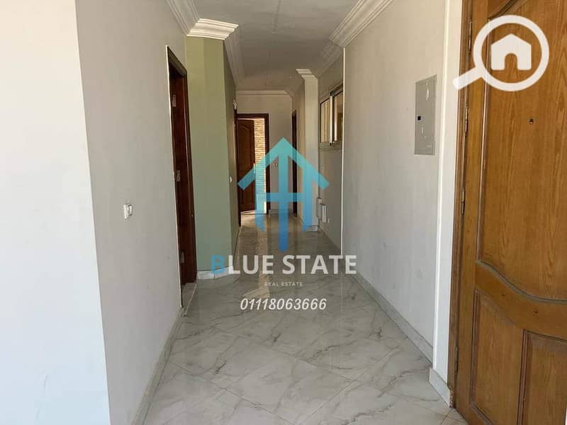 4 01118063666 (94). png