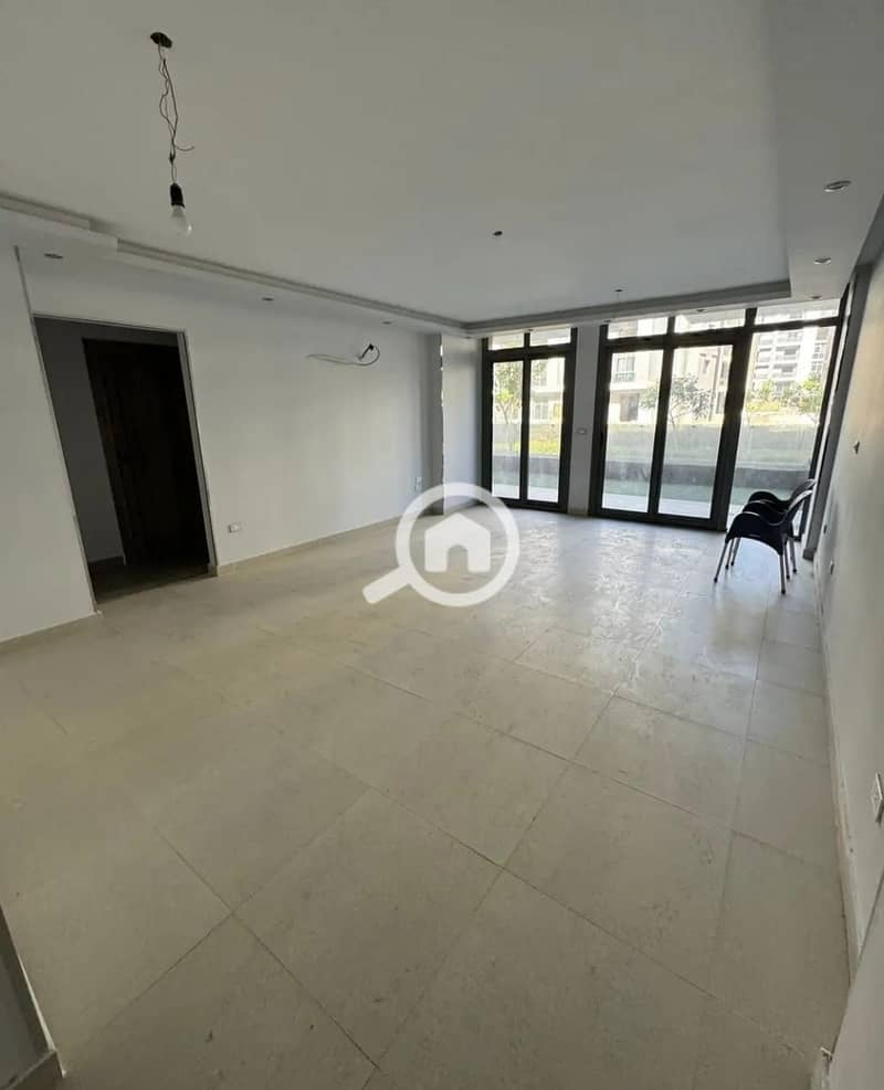 2 شقة بجاردن1. jpg