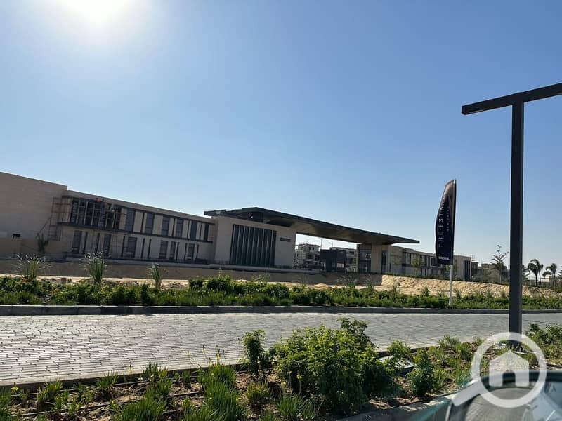 6 The Eastets (9). jpeg