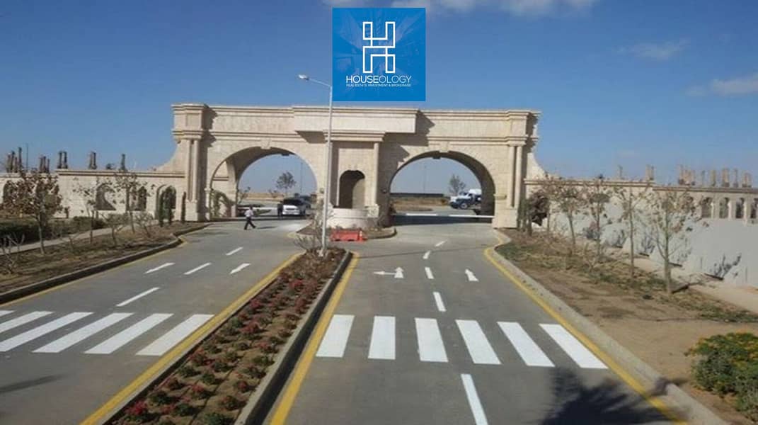 8 204975-935c6o. jpg