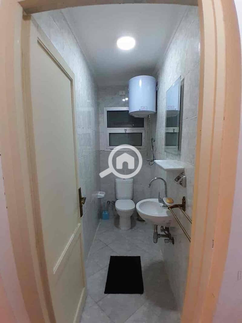 14 72e589ce-f85a-441b-9ffa-7c85e3922a5e. jpg