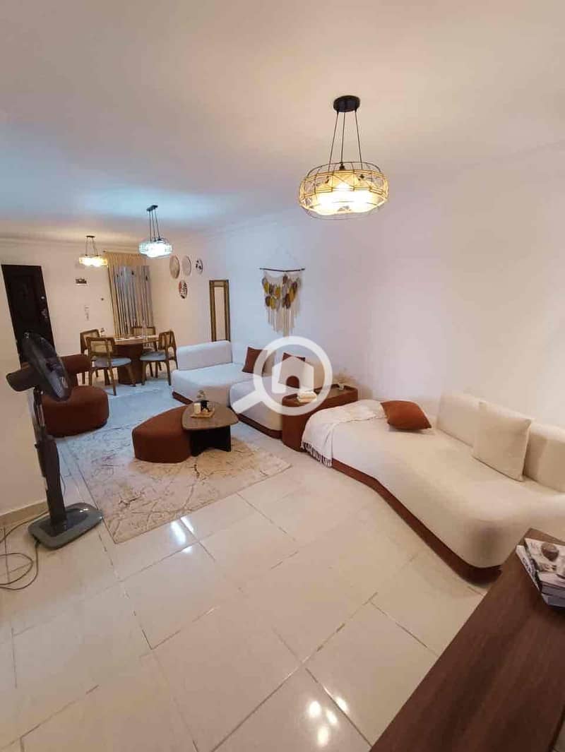 5 fed22eeb-6a56-41d8-8b9f-dfeb84a877ff. jpg