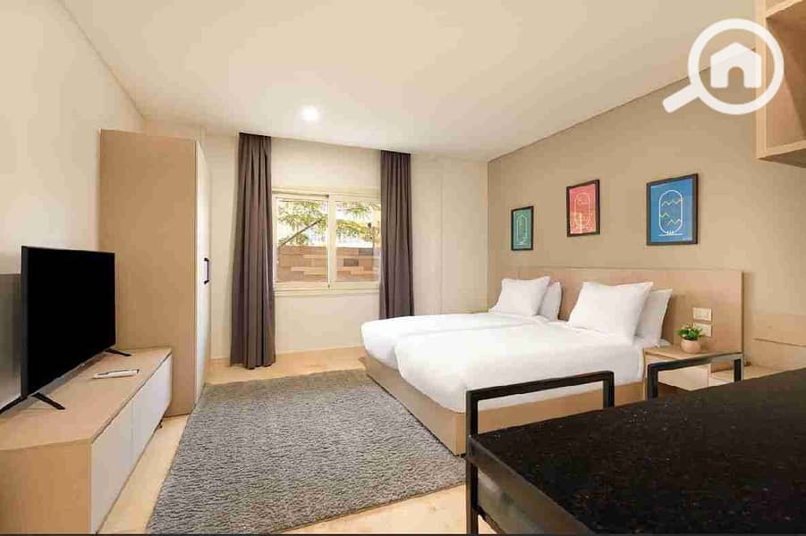 1000113692. jpg 1000113692. jpg