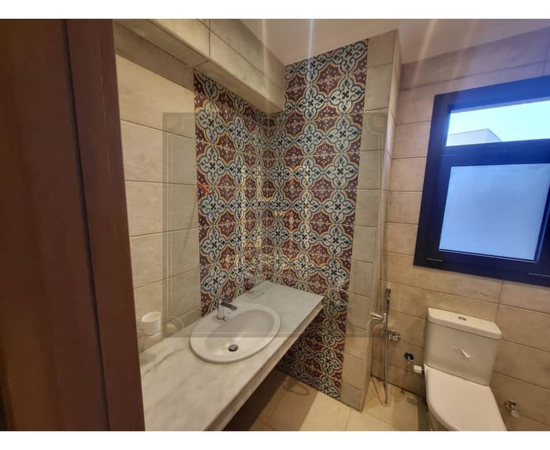 9 WhatsApp Image 2025-11-18 at 2.00. 50 PM (1). jpg