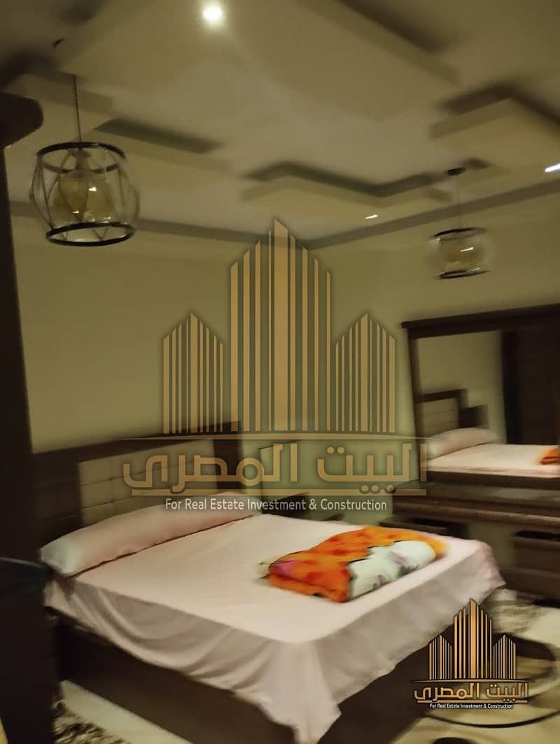 5 U857718 (17). jpeg