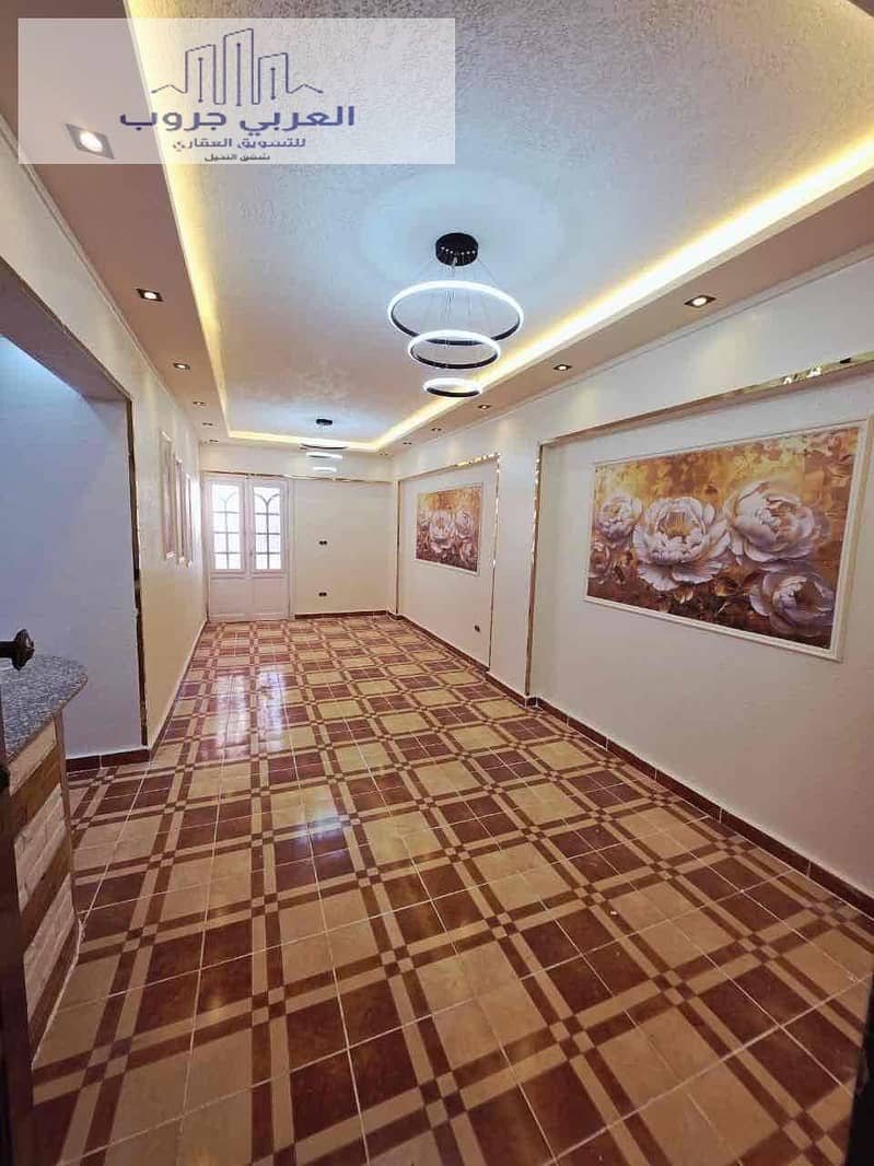 4 954e15ab-d996-48f8-97b9-62348c92533e. jpg